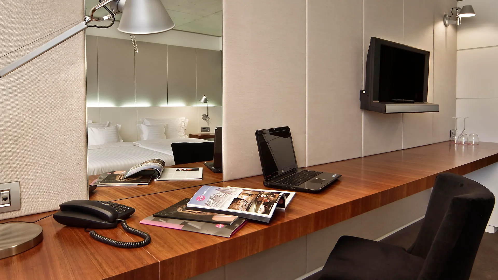 Graffit Gallery Design Hotel Varna